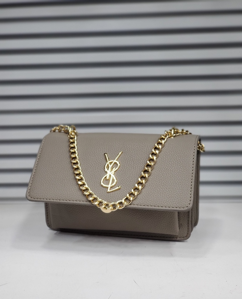 حقيبة جلد شبابية