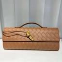 حقيبة جلد شبابية