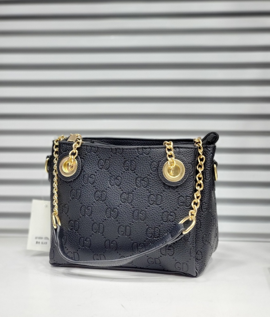 حقيبة جلد شبابية