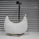 حقيبة جلد شبابية