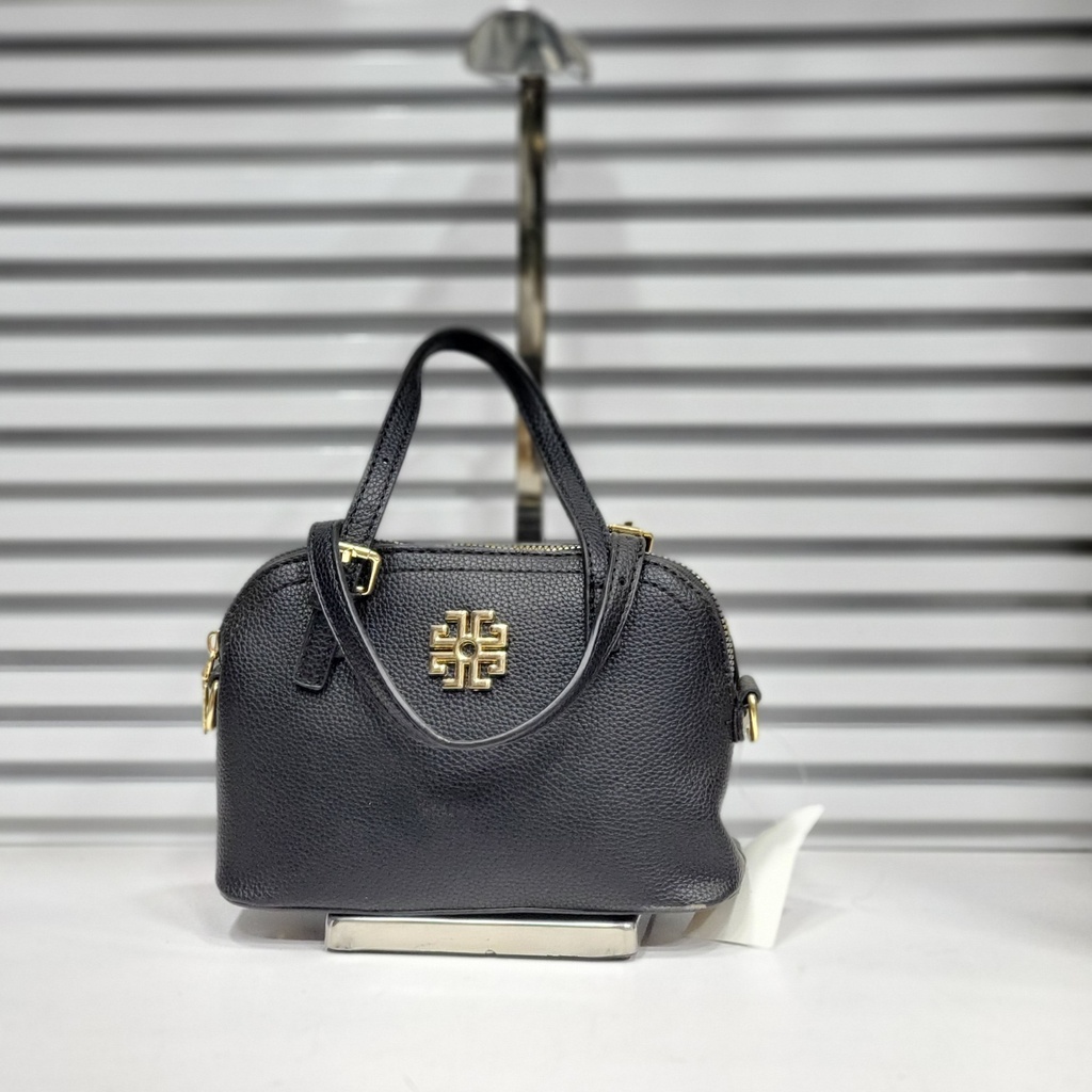 حقيبة جلد شبابية