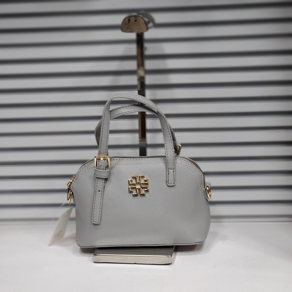 حقيبة جلد شبابية