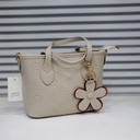 حقيبة جلد شبابية