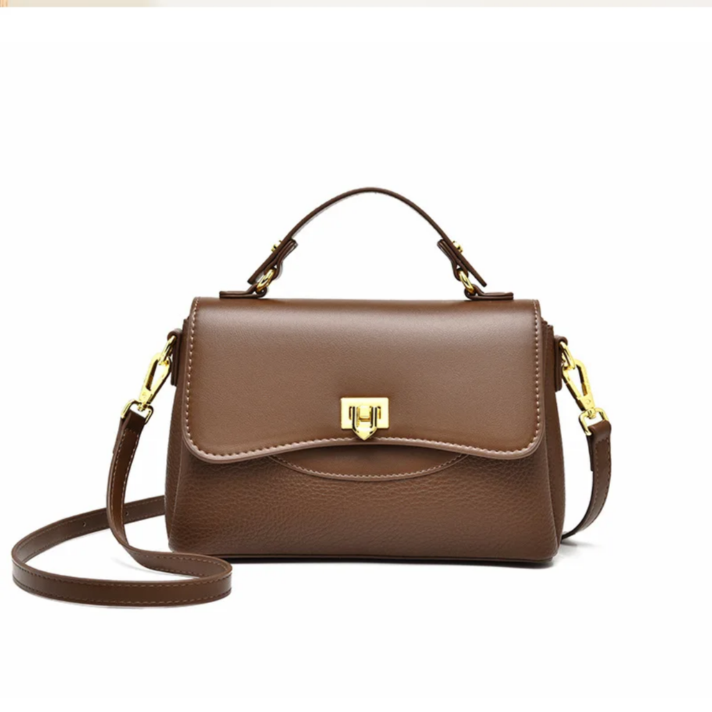 حقيبة جلد شبابية