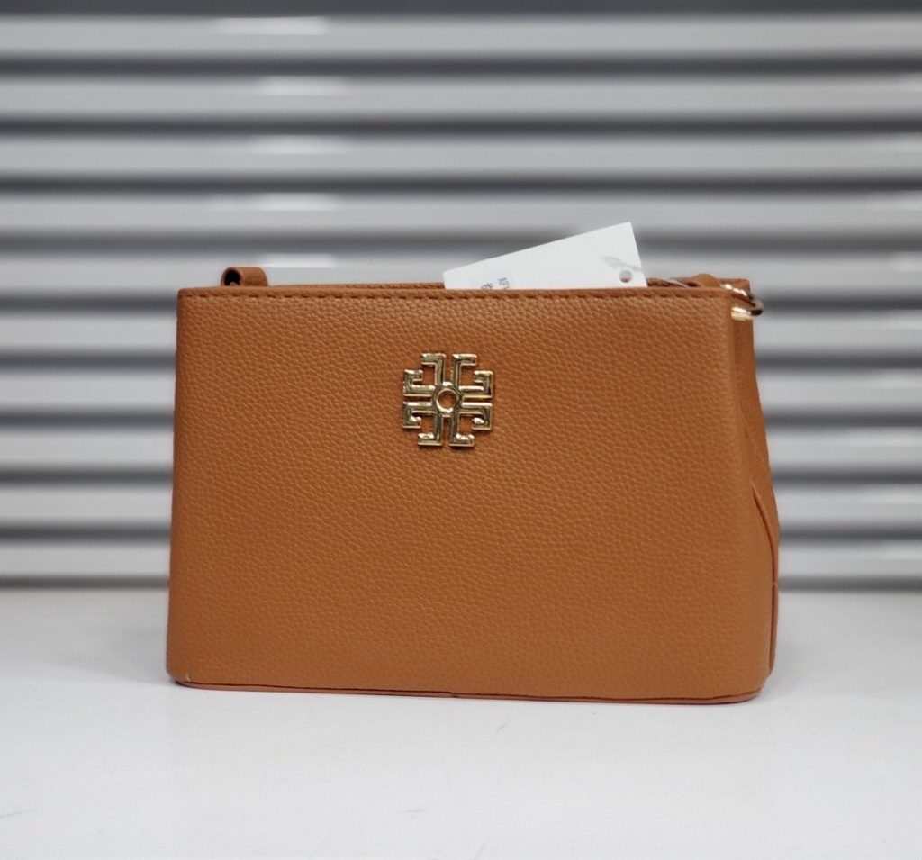 حقيبة جلد شبابية