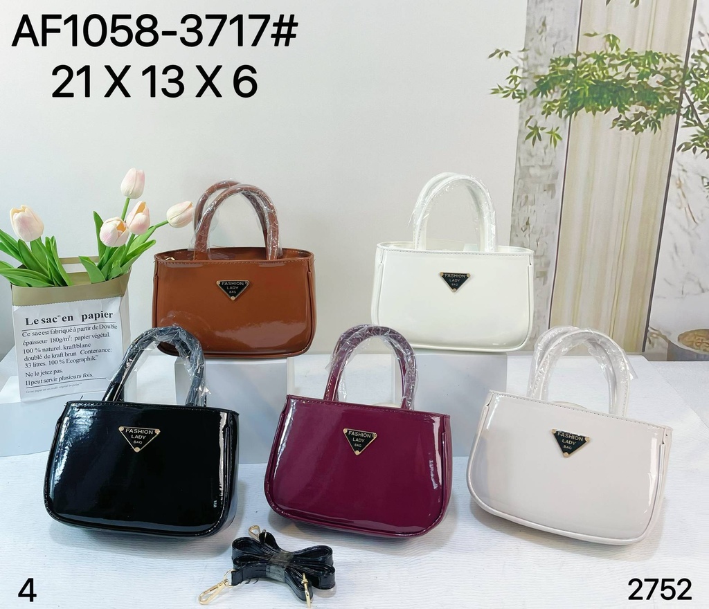 حقيبة برادا لماع